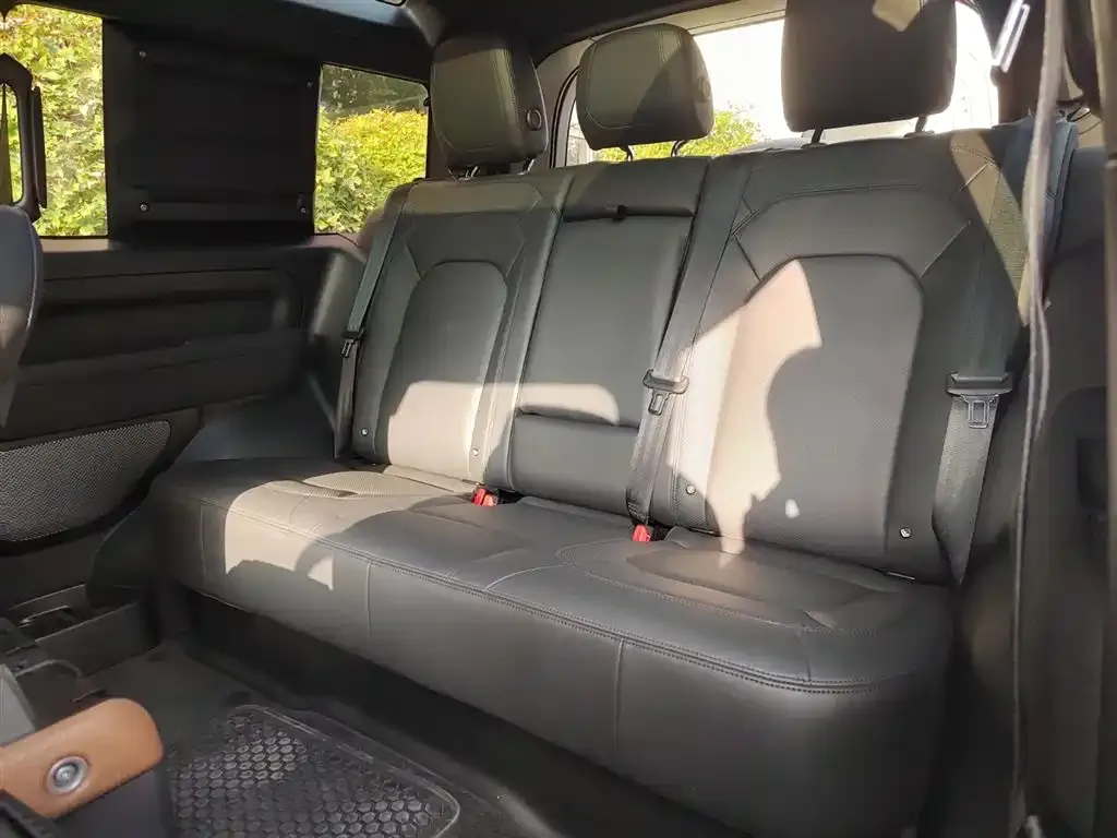 Land Rover Defender 2023 из CN, фото 6