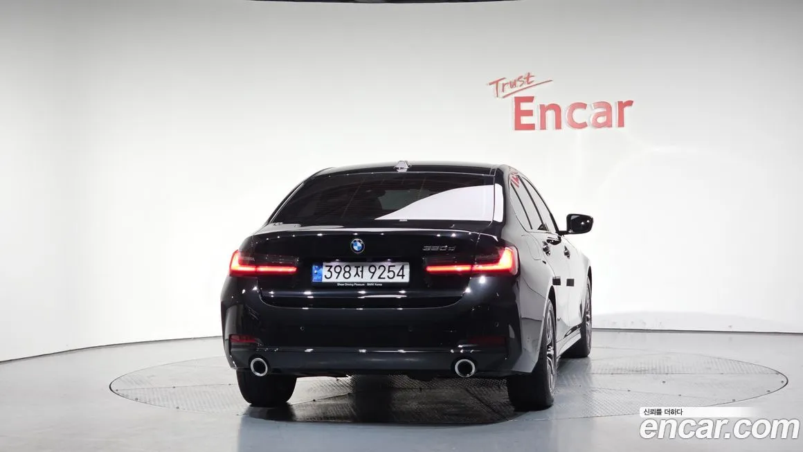 BMW 3-Series 2023 из KR, фото 4