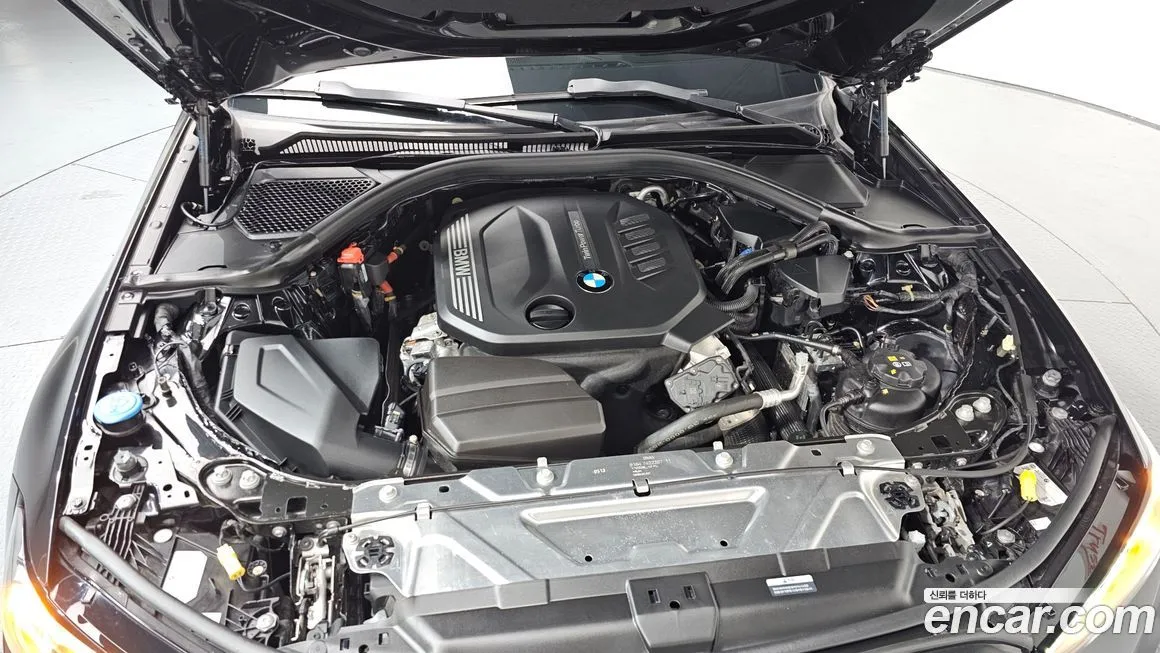 BMW 3-Series 2023 из KR, фото 6