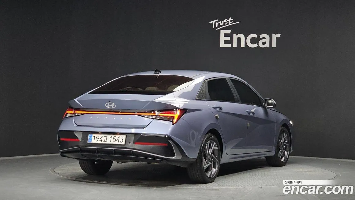 Hyundai AVANTE — фото 2