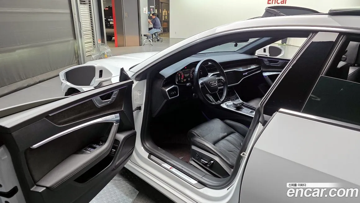 Audi A7 2021 из KR, фото 10