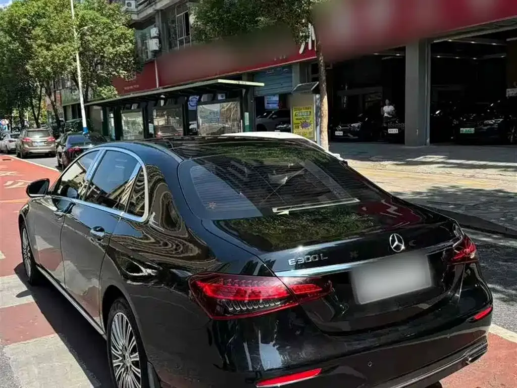 Mercedes-Benz E-Class 2023 из CN, фото 4