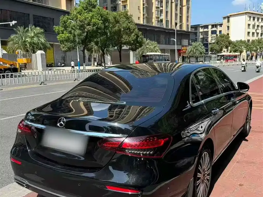 Mercedes-Benz E-Class 2023 из CN, фото 6