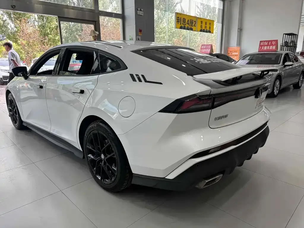 Changan UNI-V 2024 из CN, фото 8
