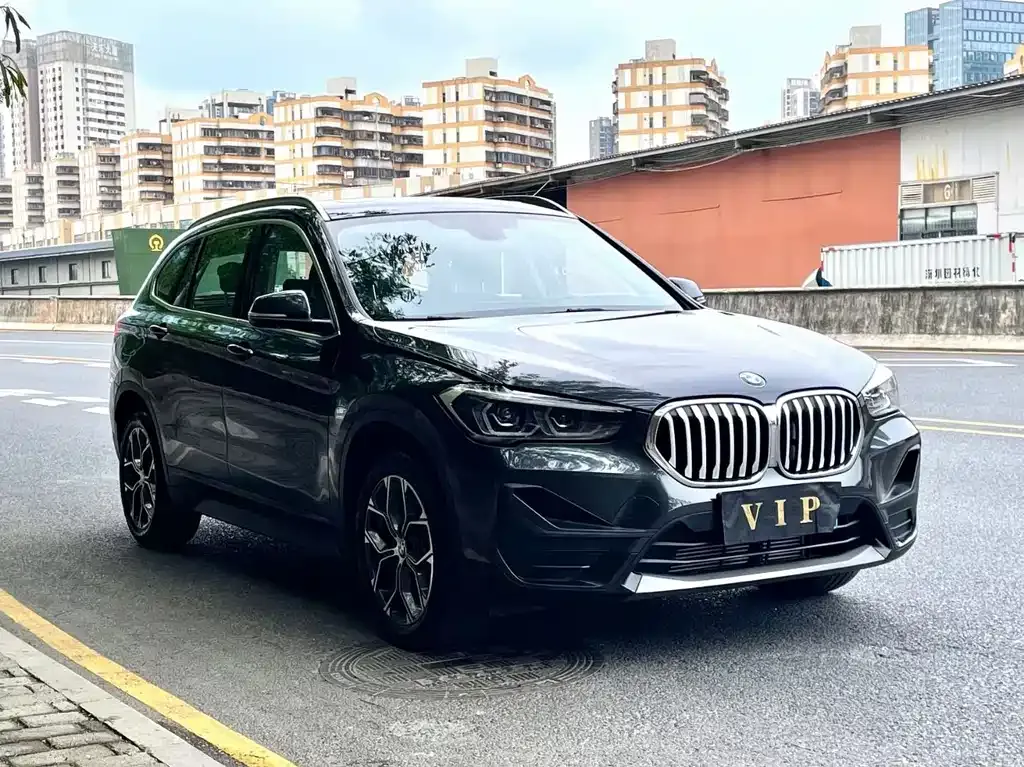 BMW X1 — фото 3