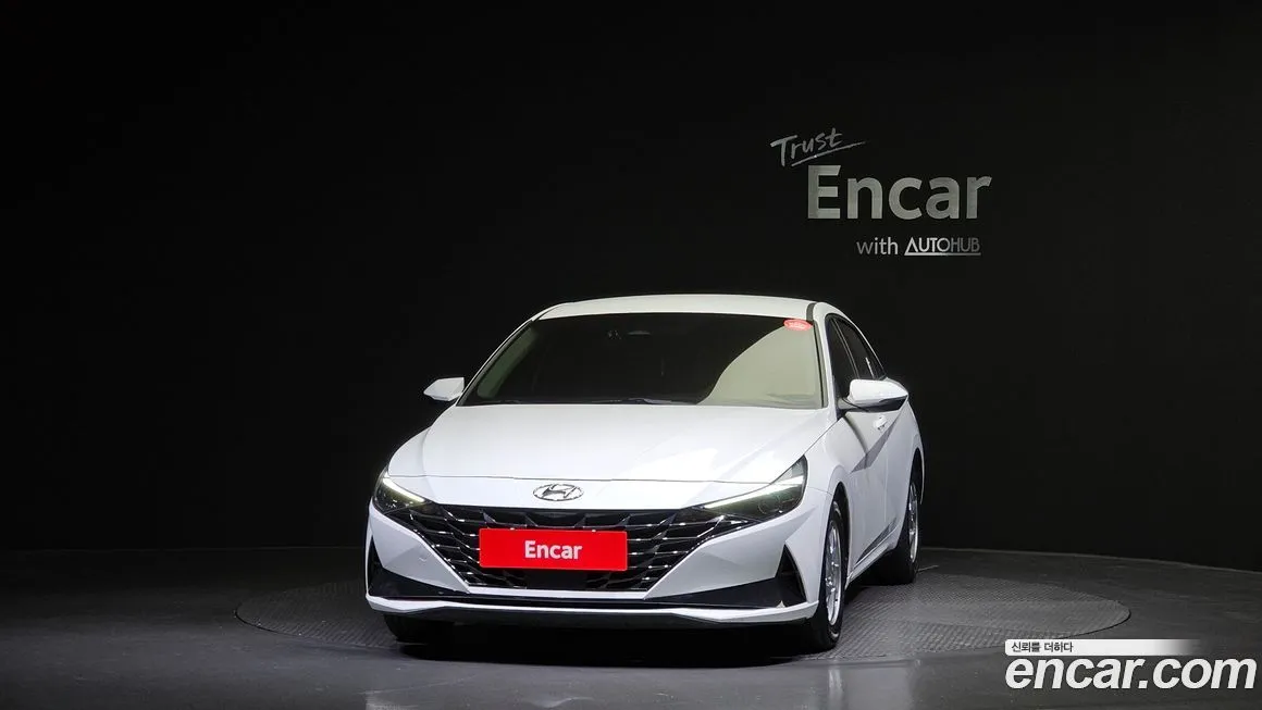 Hyundai AVANTE — фото 3
