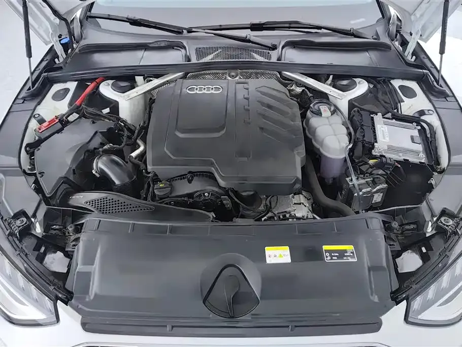 Audi A4L 2024 из CN, фото 10