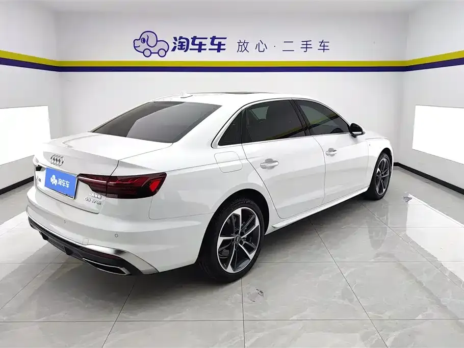Audi A4L 2024 из CN, фото 3