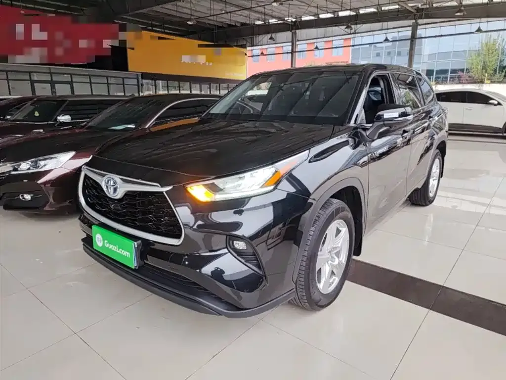 Toyota Highlander 2023 из CN, фото 2