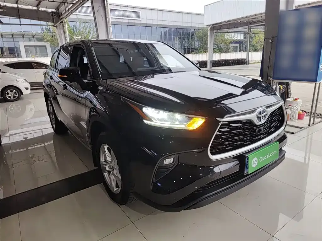 Toyota Highlander 2023 из CN, фото 4