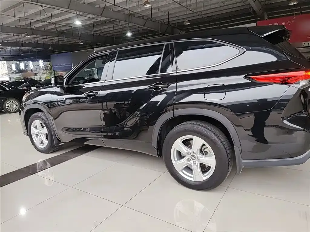 Toyota Highlander 2023 из CN, фото 5
