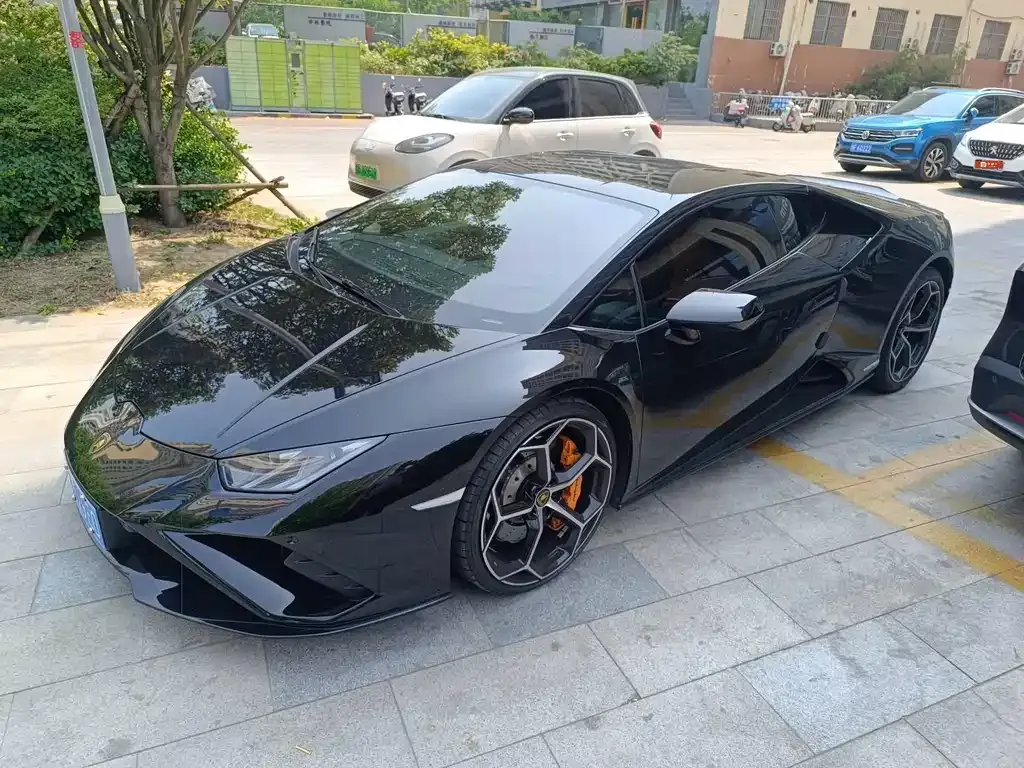 Lamborghini Huracan 2022 из CN, фото 1