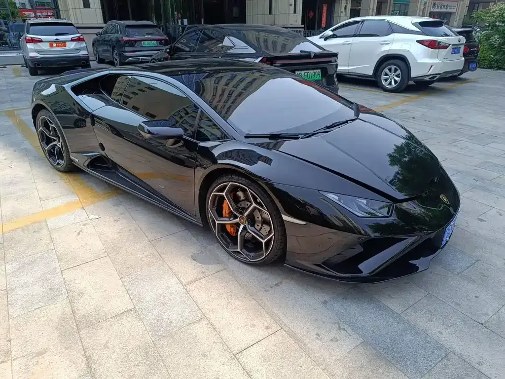 Lamborghini Huracan 2022 из CN, фото 2