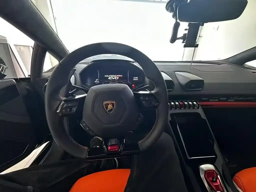 Lamborghini Huracan 2022 из CN, фото 9
