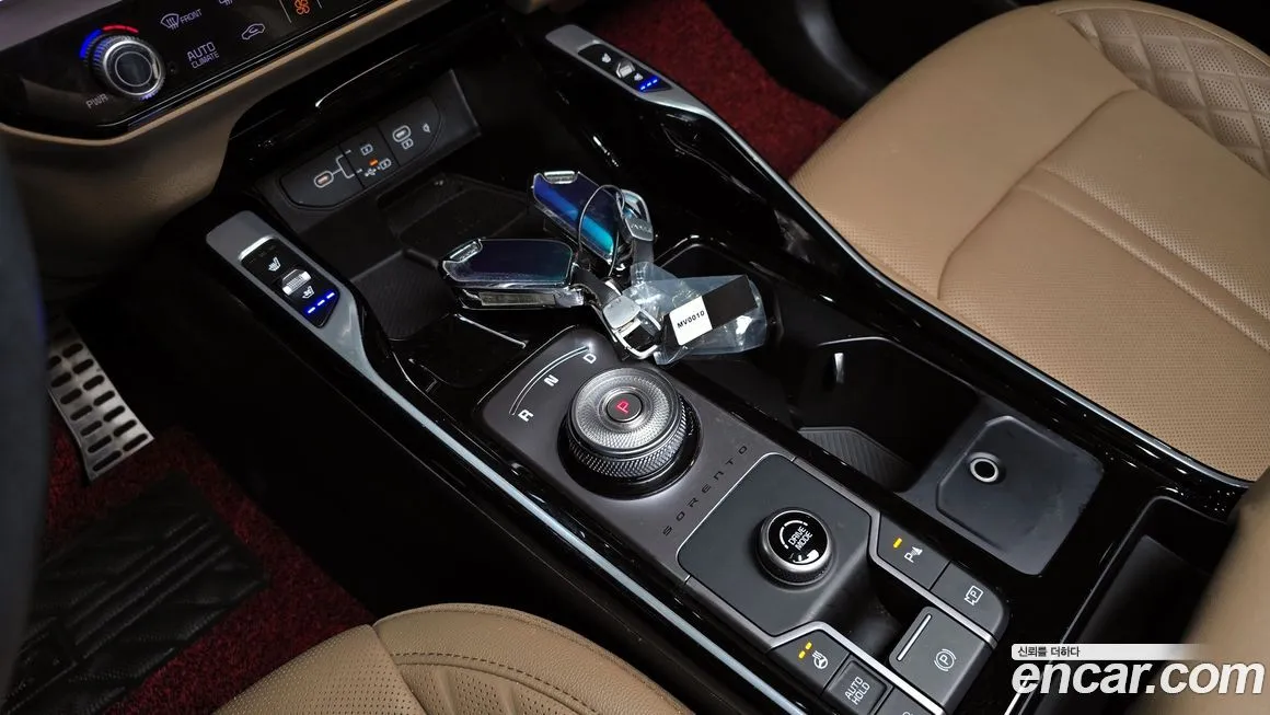 Kia Sorento — фото 9