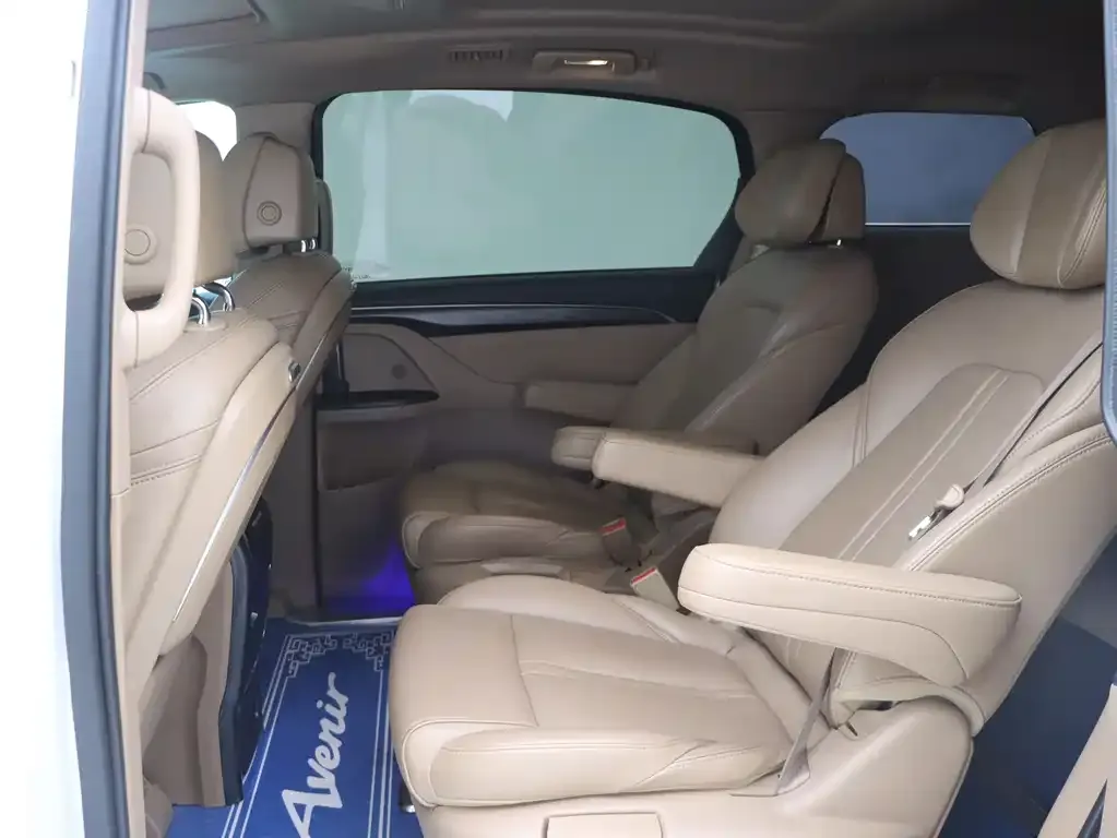 Buick GL8 2021 из CN, фото 8