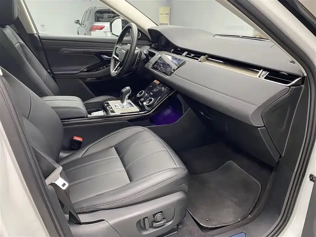 Land Rover Evoque — фото 10