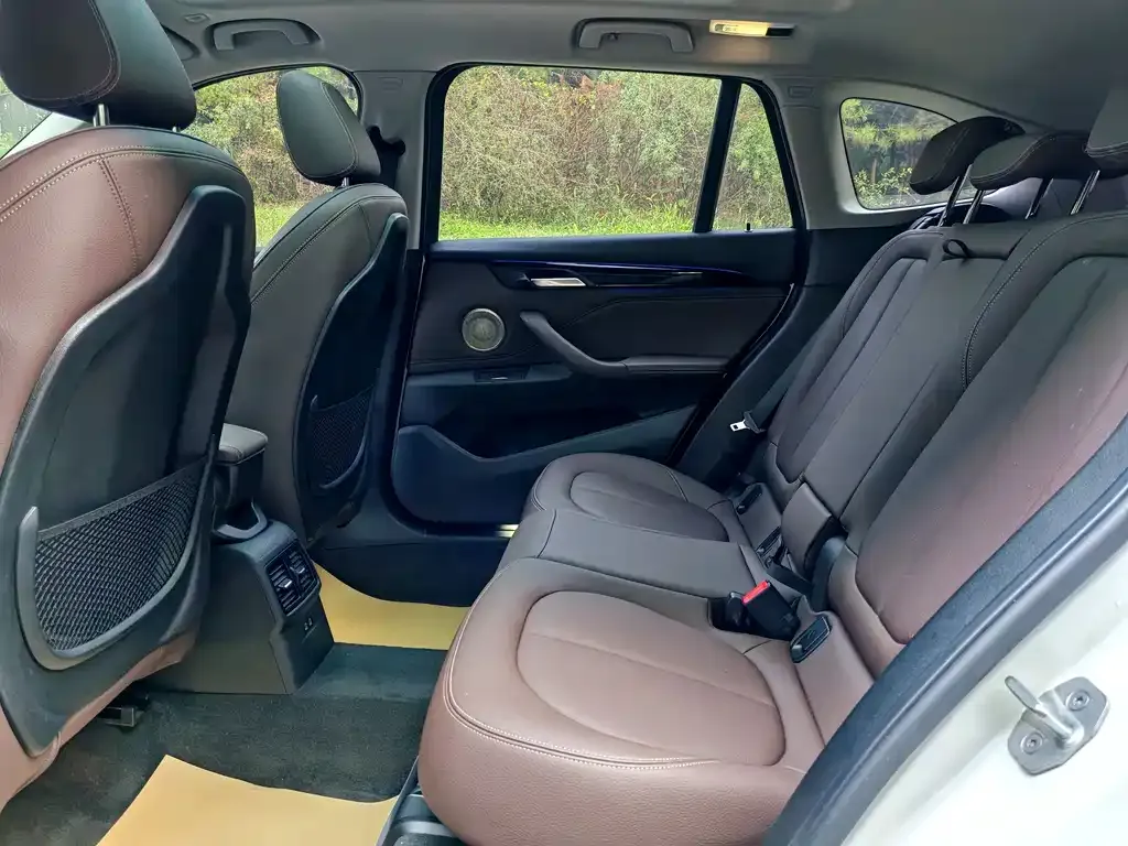 BMW X1 2021 из CN, фото 6