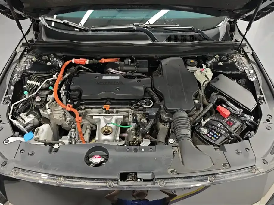 Honda Accord — фото 10