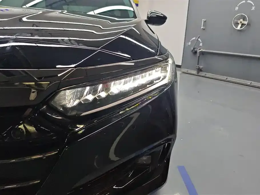 Honda Accord — фото 5