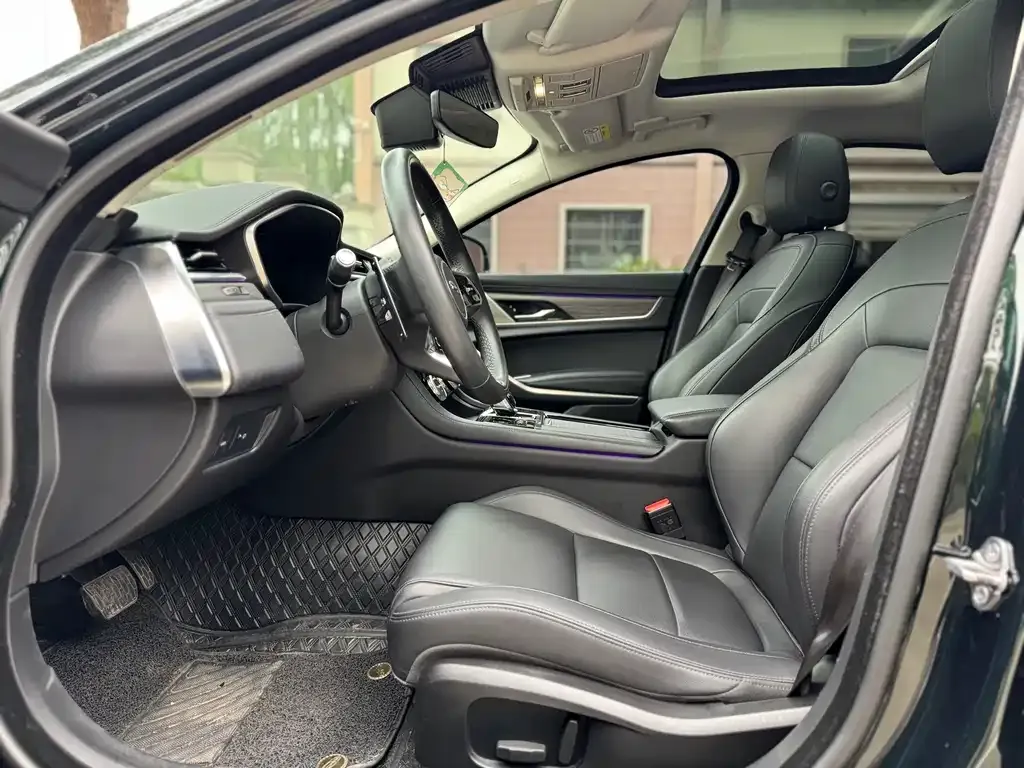 Jaguar XFL 2022 из CN, фото 7