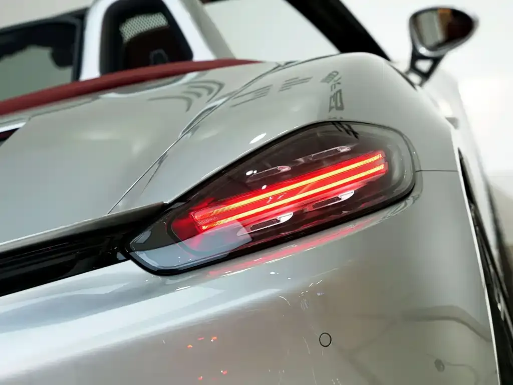 Porsche 718 — фото 10