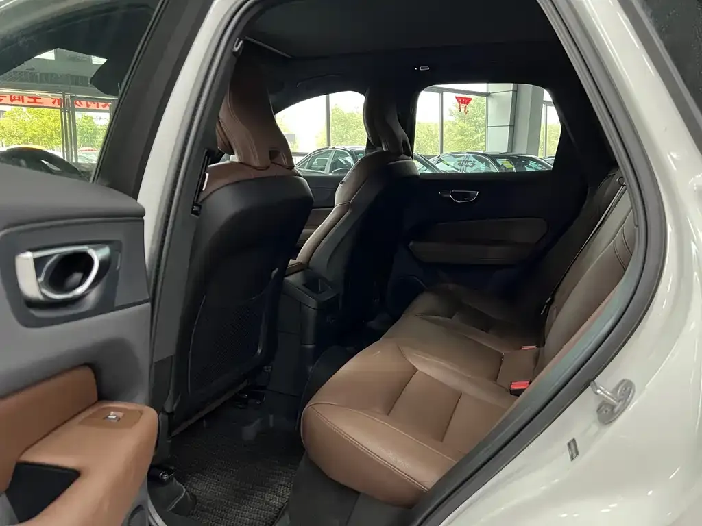 [object Object] XC60 PHEV 2025 из CN, фото 5