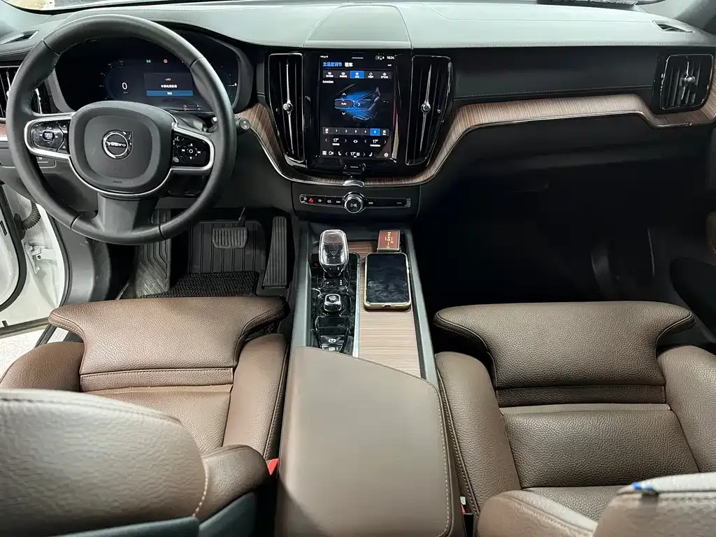 [object Object] XC60 PHEV 2025 из CN, фото 6