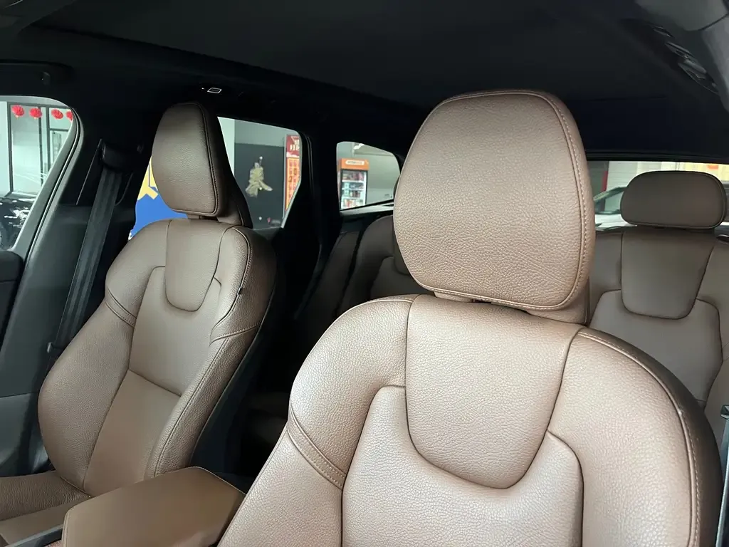 [object Object] XC60 PHEV 2025 из CN, фото 7