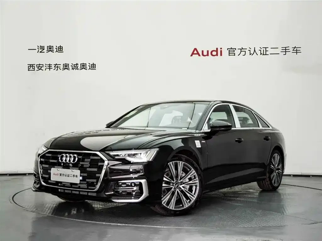 Audi A6L — фото 1