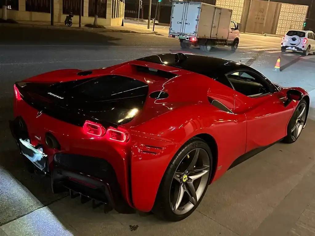 Ferrari SF90 2023 из CN, фото 3