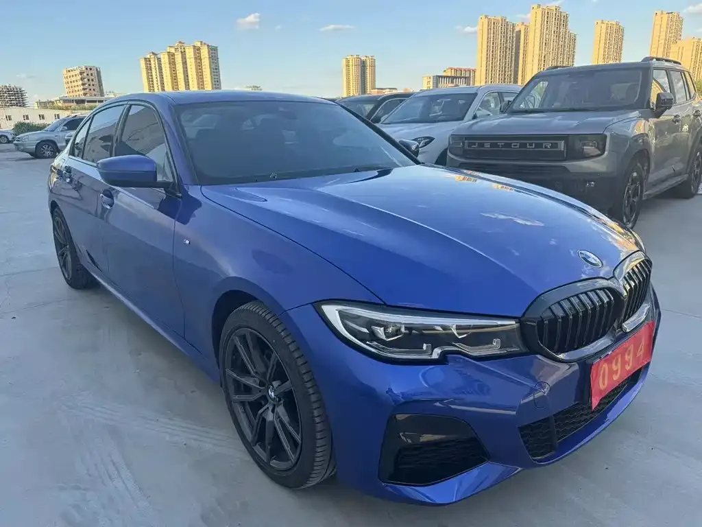 BMW 3 Series 2021 из CN, фото 1