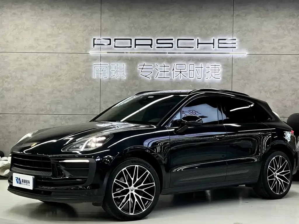 Porsche Macan — фото 1