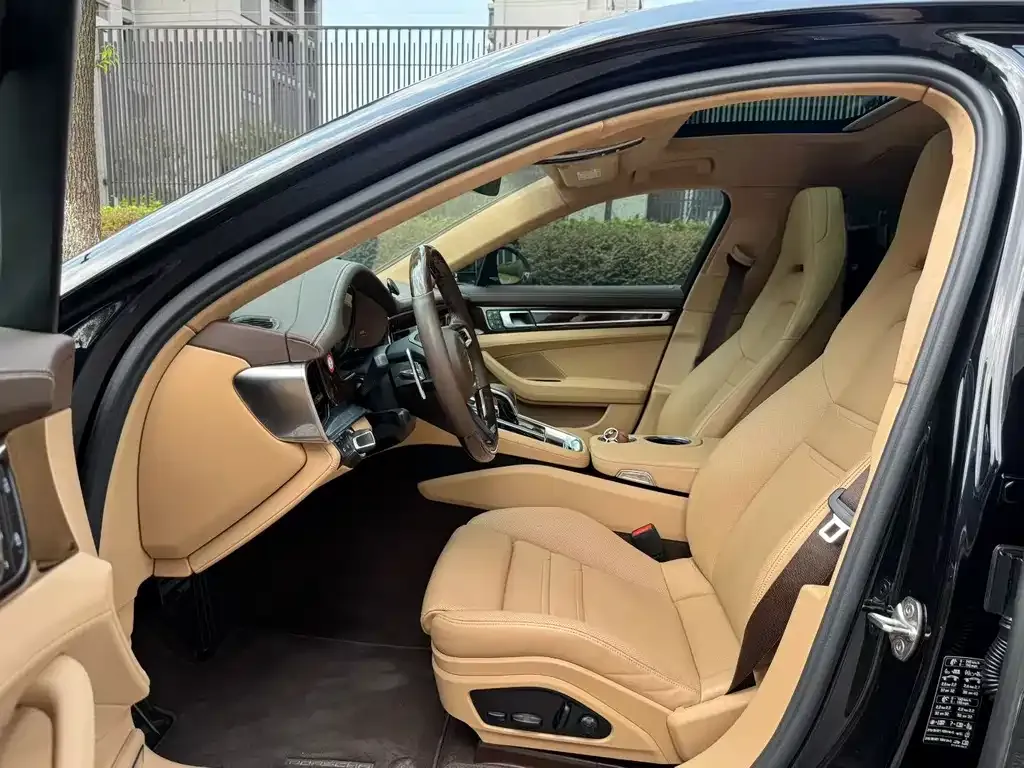 Porsche Panamera 2022 из CN, фото 9
