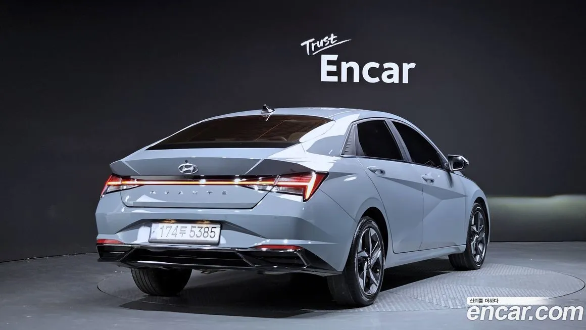 Hyundai AVANTE — фото 2