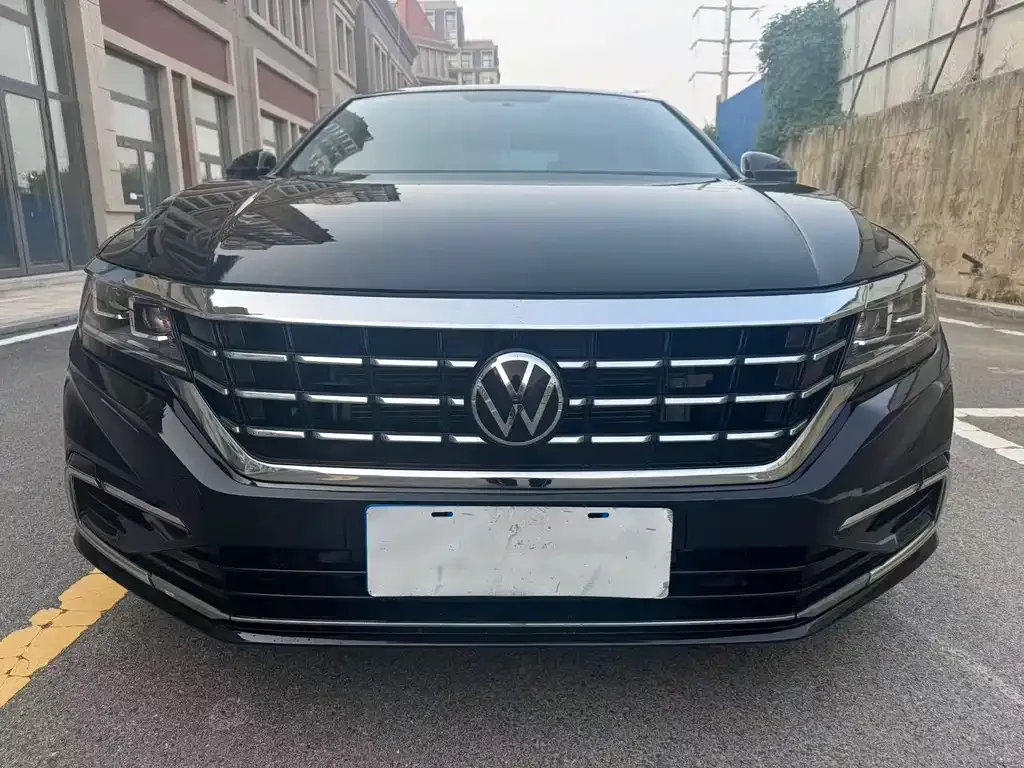 Volkswagen Passat 2021 из CN, фото 2
