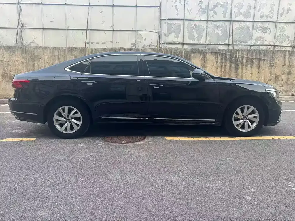 Volkswagen Passat 2021 из CN, фото 4