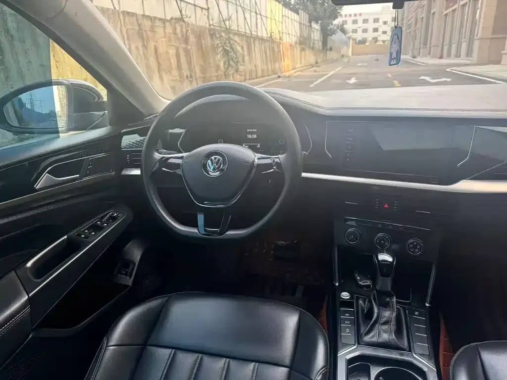 Volkswagen Passat 2021 из CN, фото 8