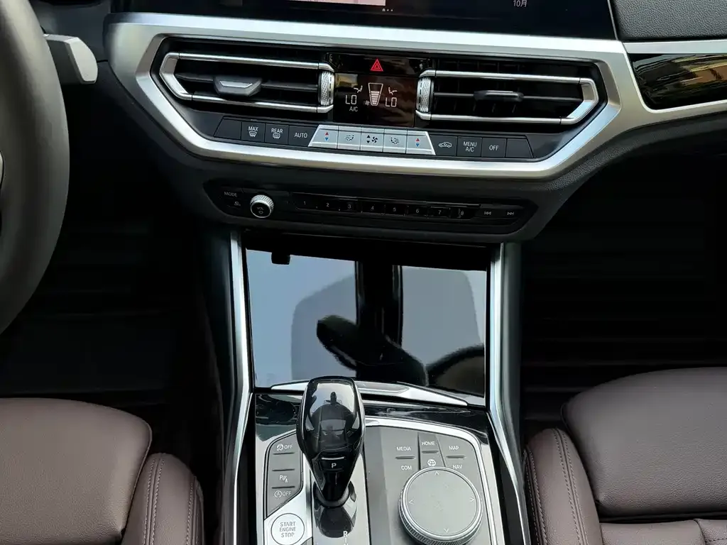 BMW 3 Series 2021 из CN, фото 10