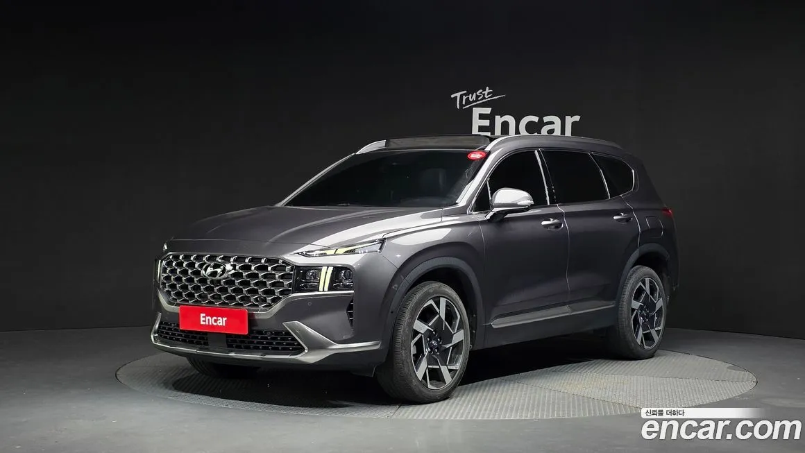 Hyundai Santafe — фото 1
