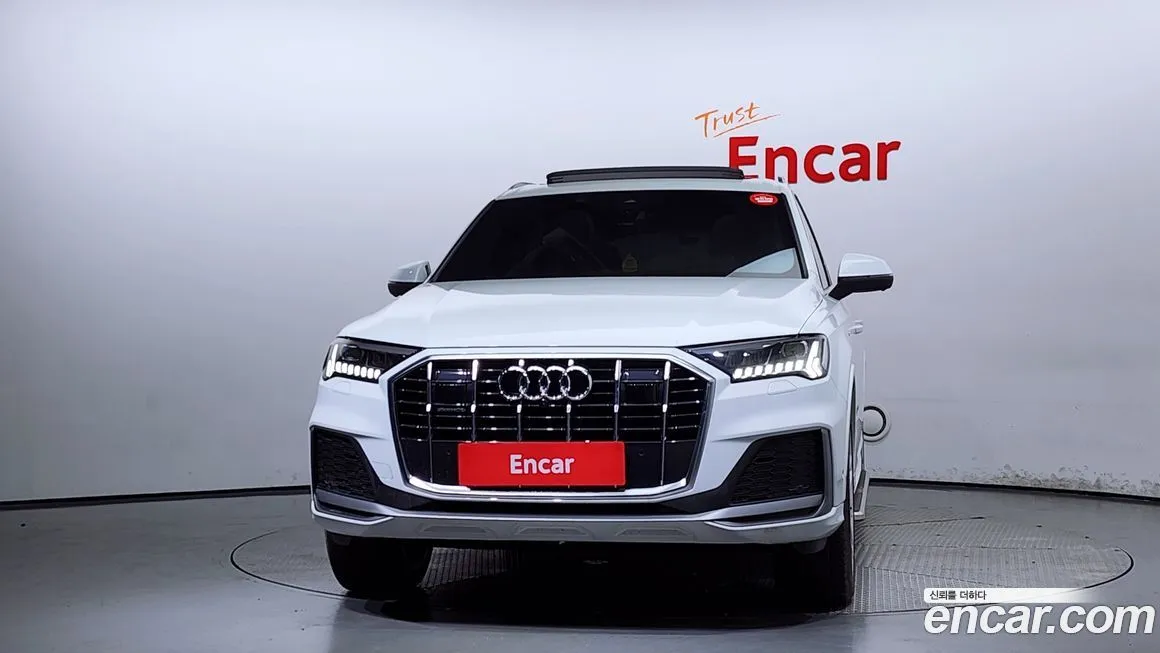 Audi Q7 2023 из KR, фото 3