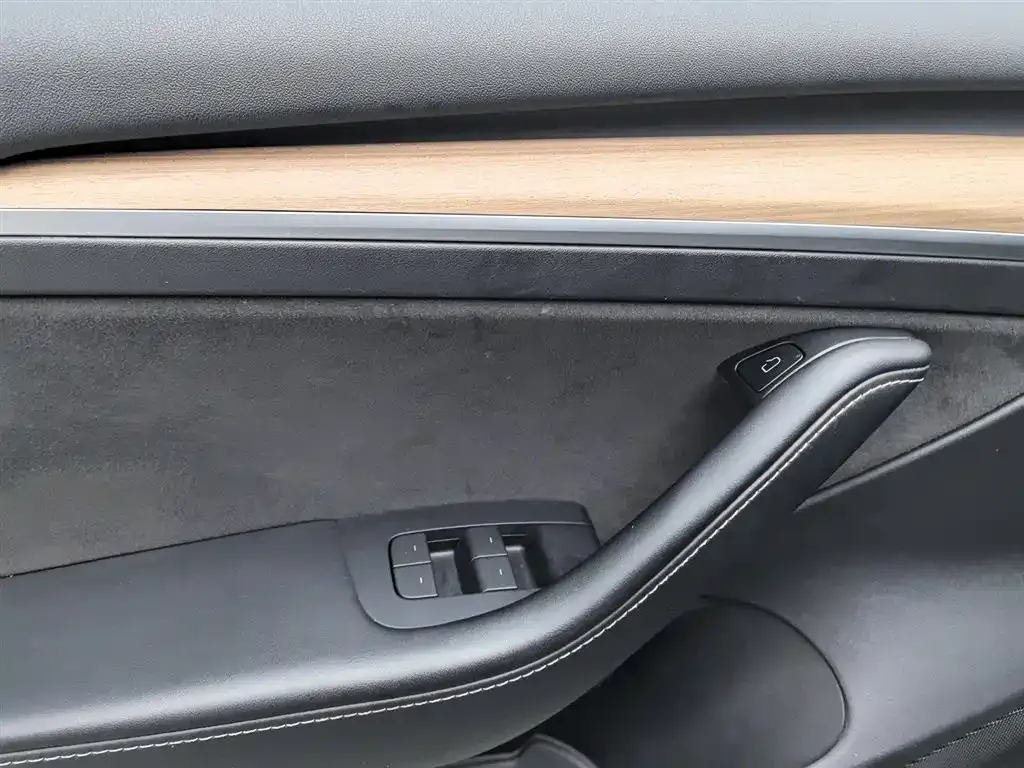 Tesla Model 3 2023 из CN, фото 9
