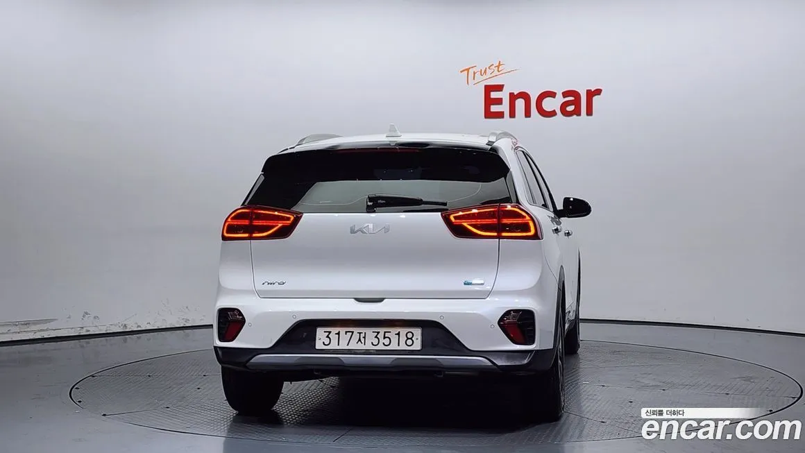 Kia Niro — фото 4