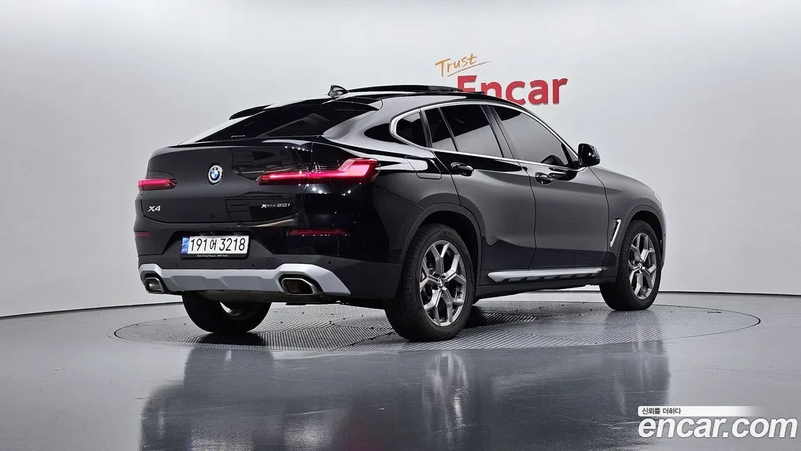 BMW X4 — фото 2