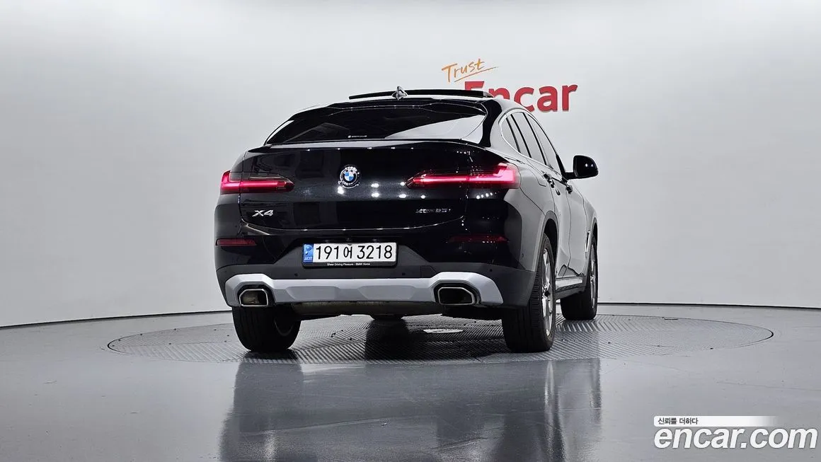 BMW X4 — фото 4
