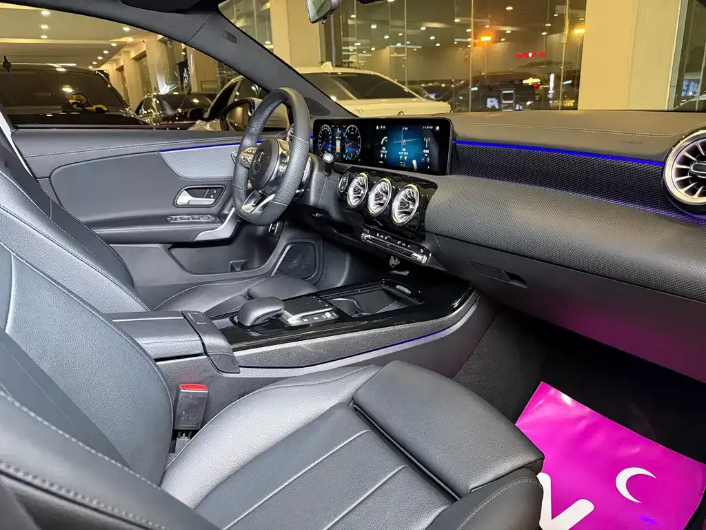 Mercedes-Benz A-Class 2022 из CN, фото 9