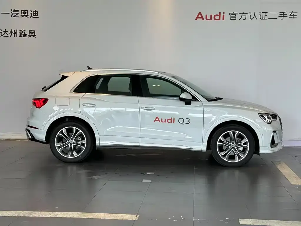 Audi Q3 — фото 7