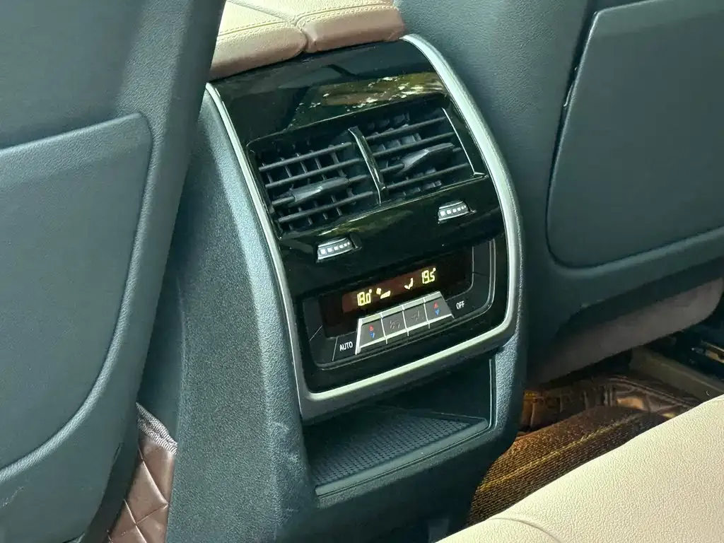BMW X5 (Import) — фото 10