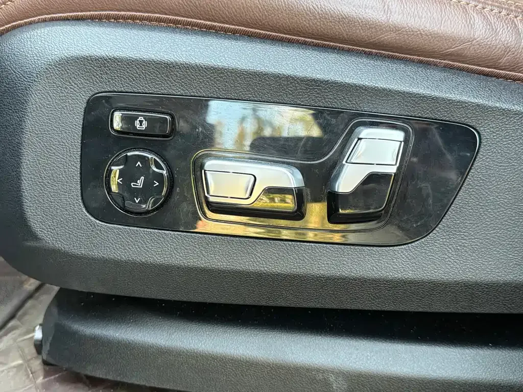BMW X5 (Import) — фото 9