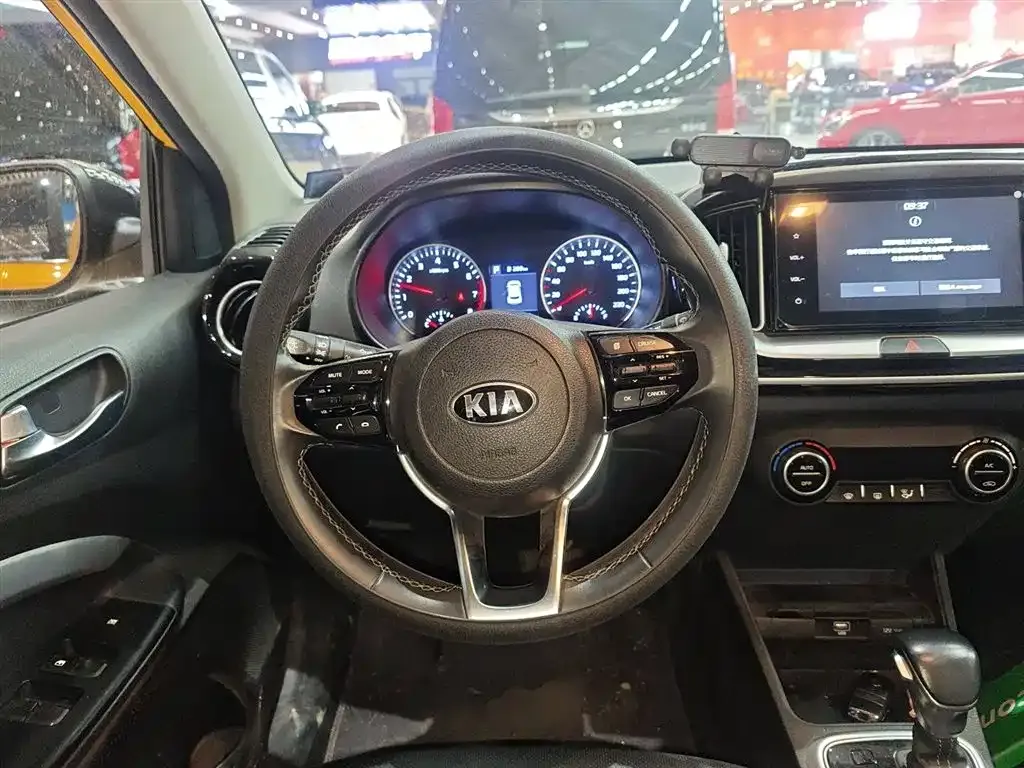 Kia KX1 — фото 3